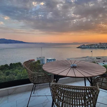 White 3 Appartamento *